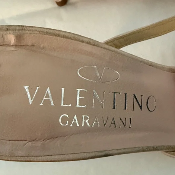Valentino Garavani Pink Floral Women's Sandals - Picture 5 of 6